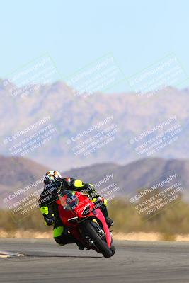 media/Mar-12-2022-SoCal Trackdays (Sat) [[152081554b]]/Turn 14 (10am)/